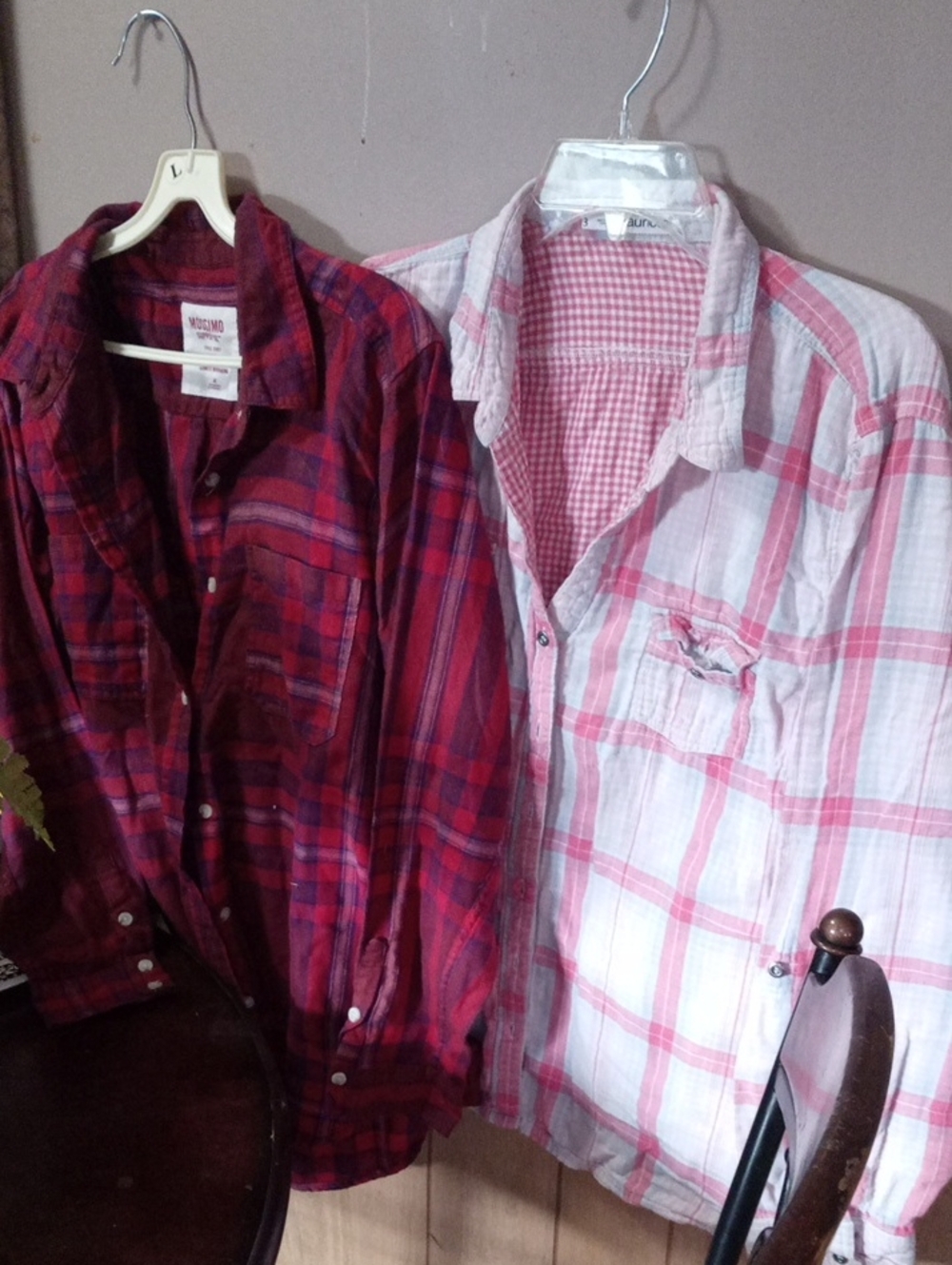 Mossimo Supply Co. Women's Red Plaid Button-Down Shirt